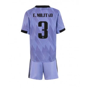 Real Madrid Eder Militao #3 babykläder Bortatröja barn 2022-23 Korta ärmar (+ Korta byxor)